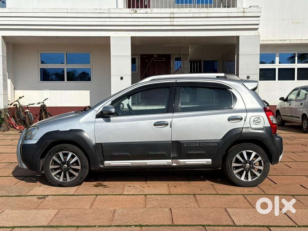 Toyota Etios Cross 2014 Diesel Well Maintained