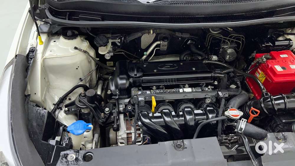 Hyundai Verna Fluidic 1.6 Vtvt Sx, 2016, Petrol