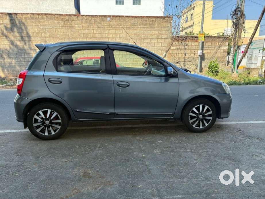 Toyota Etios Liva, 2018, Petrol