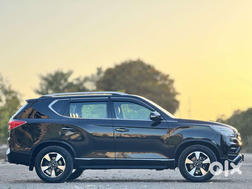 Mahindra Alturas G4 4x2 At, 2022, Diesel