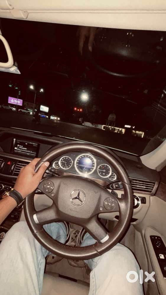 Mercedes-benz E-class 2012