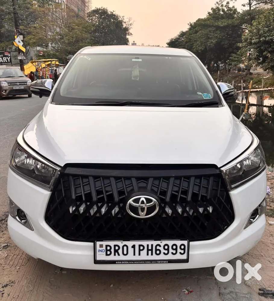 Toyota Innova Crysta 2016 Diesel 102000 Km Driven