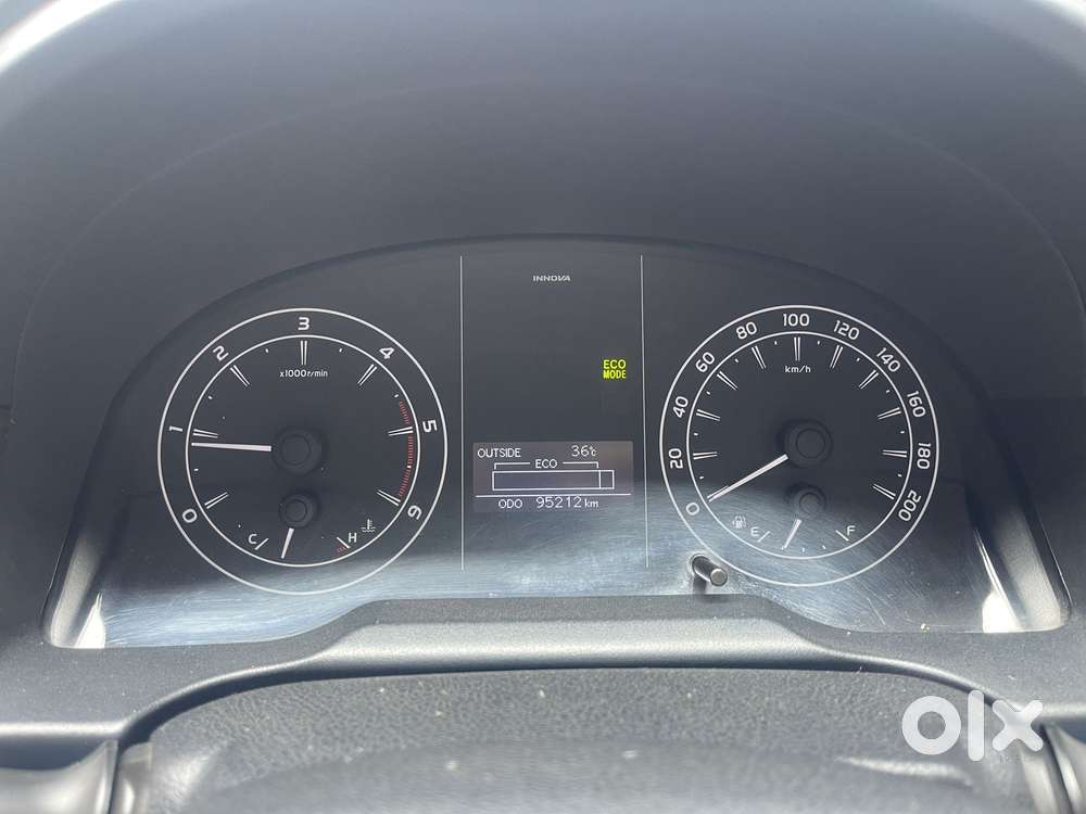 Toyota Innova Crysta 2.4 G Mt 8s, 2021, Diesel