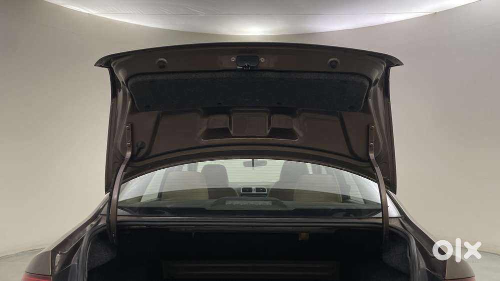 Volkswagen Vento 2013-2015 1.2 Tsi Highline At, 2016, Petrol