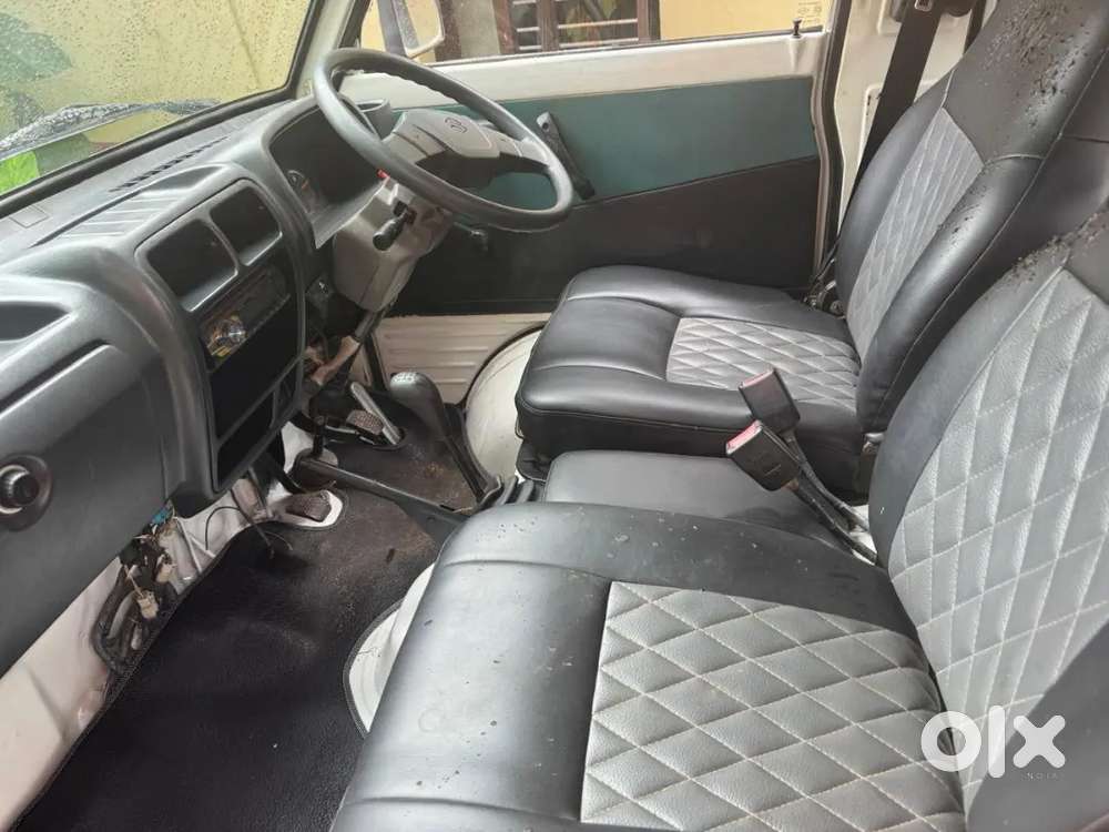 Maruti Omni 5 Seater 2012