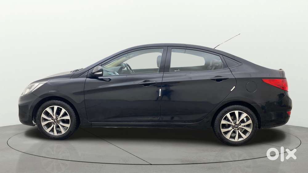 Hyundai Verna Fluidic 1.6 Vtvt Sx, 2014, Petrol