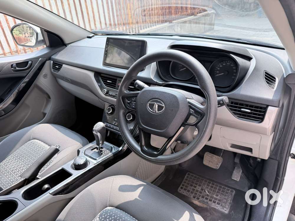 Tata Nexon 1.2 Revotron Xma Amt (s), 2019, Petrol