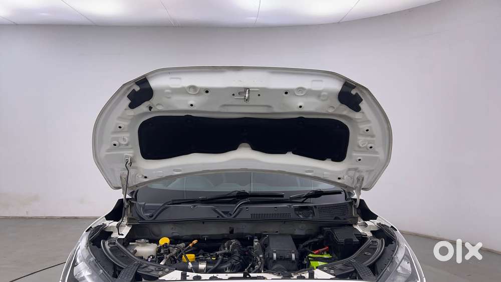Nissan Magnite Xv Turbo, 2021, Petrol