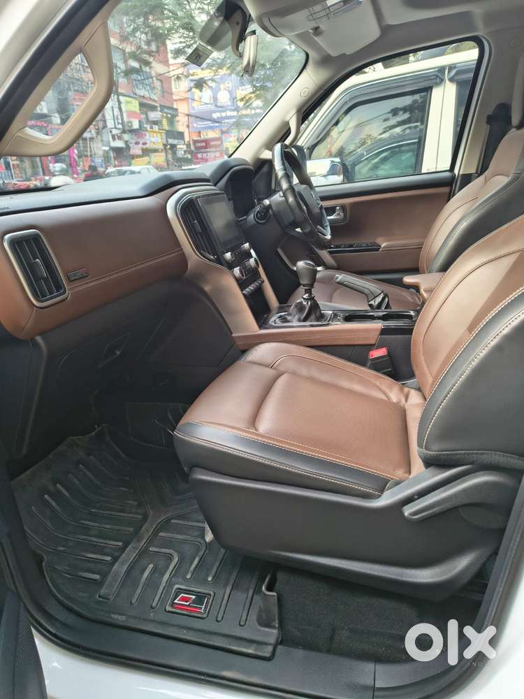 Mahindra Scorpio-n 2.2 Z8 Diesel Mt 4wd 7 Str, 2024, Diesel