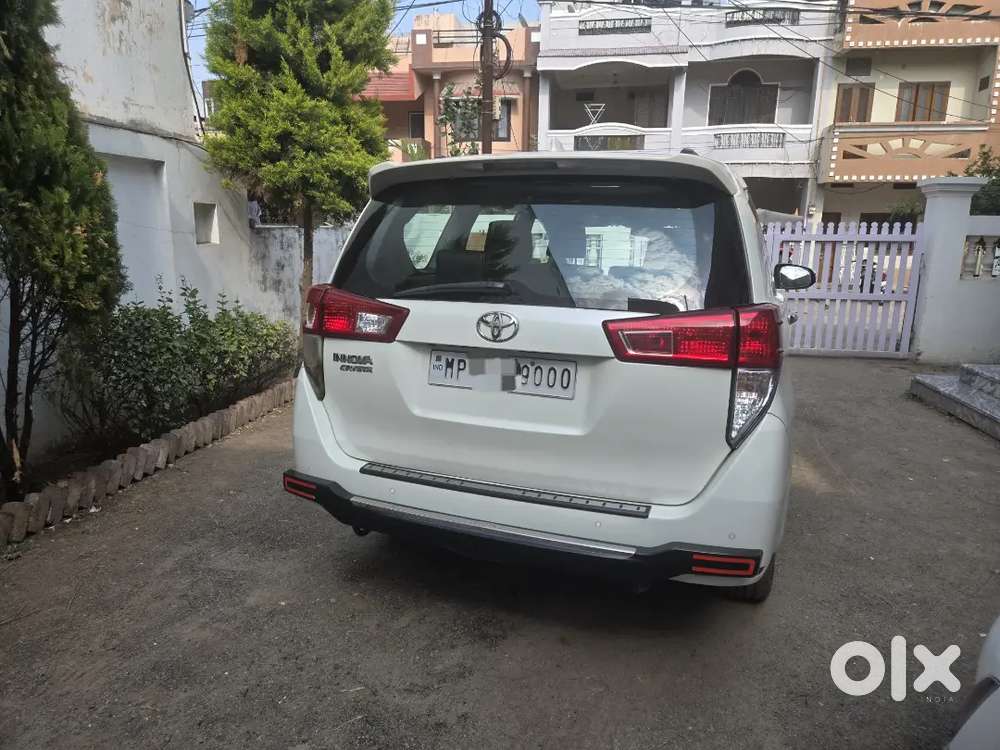 Innova Crysta Top End Model No.9000