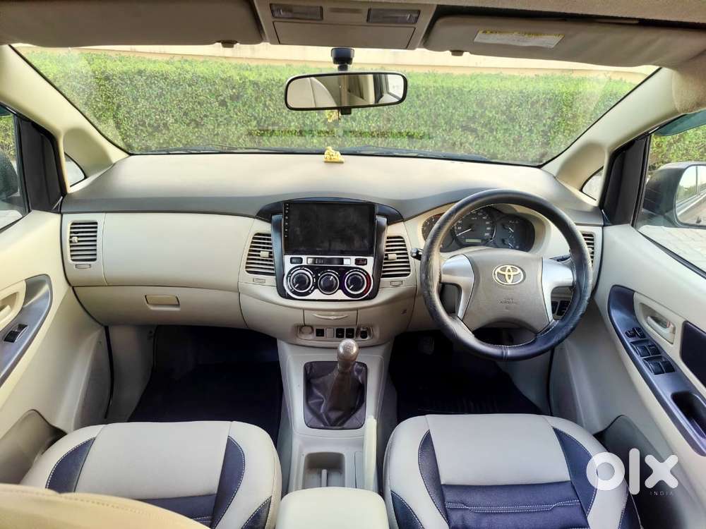 Toyota Innova 2.5 Gx 7 Seater Bs Iv, 2014, Diesel