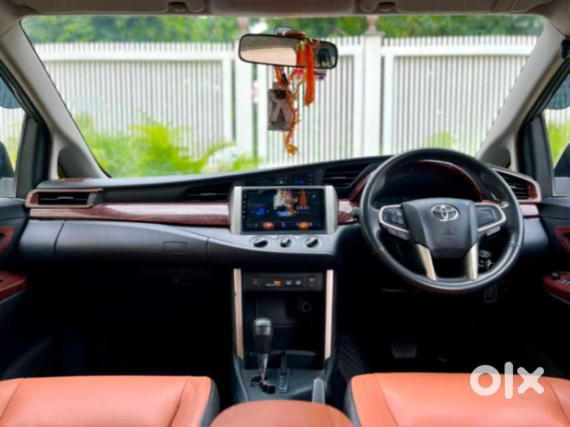Toyota Innova Crysta [ ] 2.4 Gx At 7 Str, 2019, Diesel
