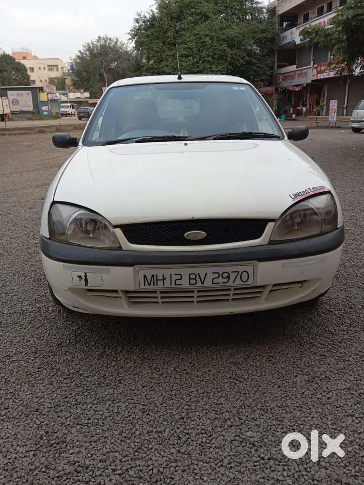 Ford Ikon Pure Petrol 2004 Model