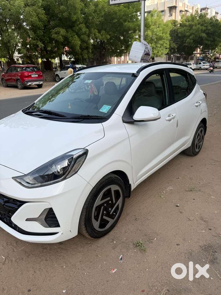 Hyundai Grand I10 Nios Sportz 1.2 At, 2024, Petrol
