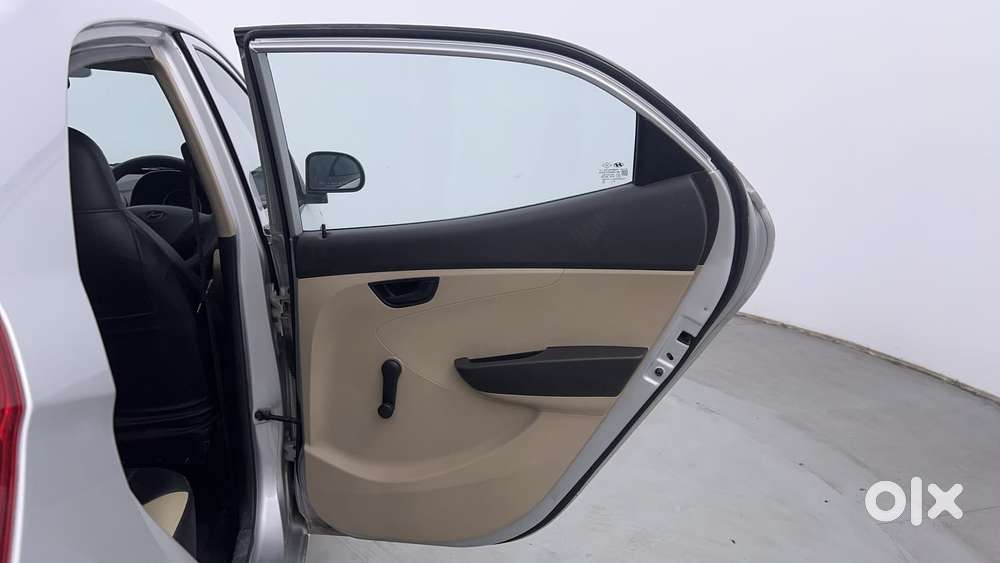 Hyundai Eon Magna +, 2015, Petrol