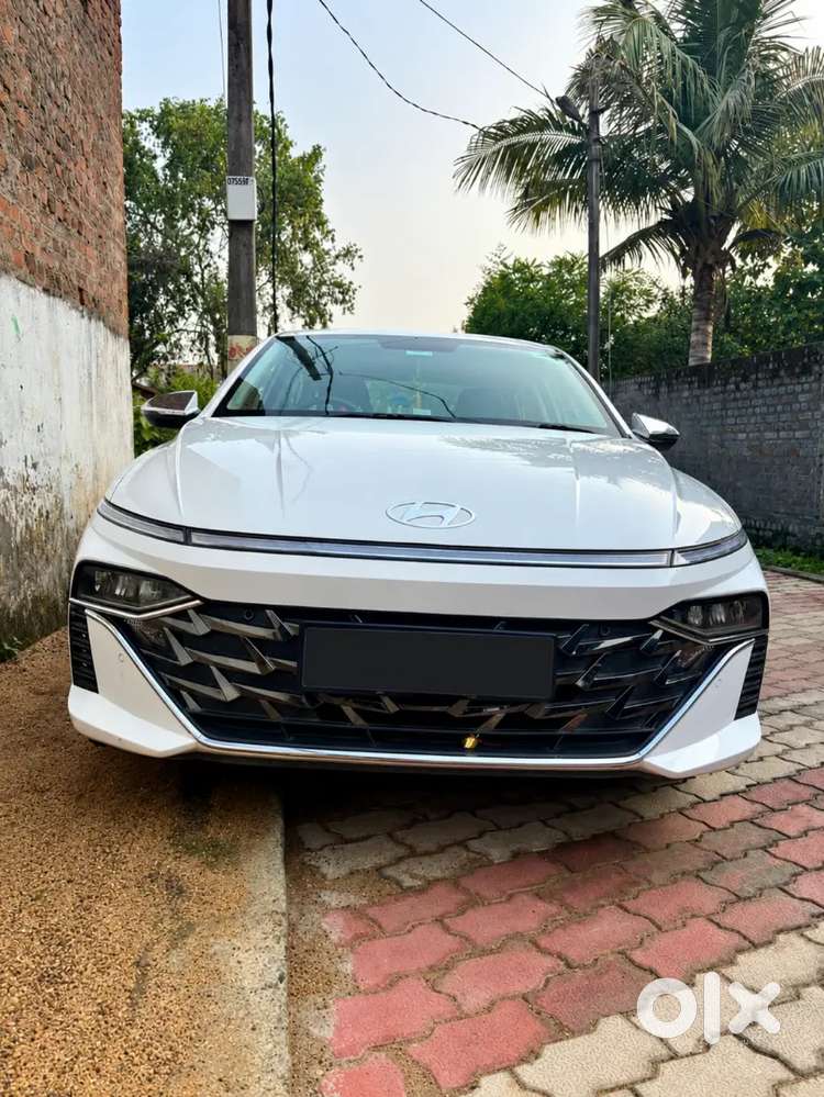 Hyundai Verna 1.5 Petrol 2023