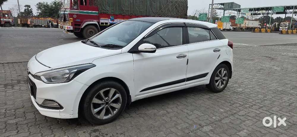 I 20 Asta Diesel Model 2015 Reading 117000 Tyres 90% Insurance Live