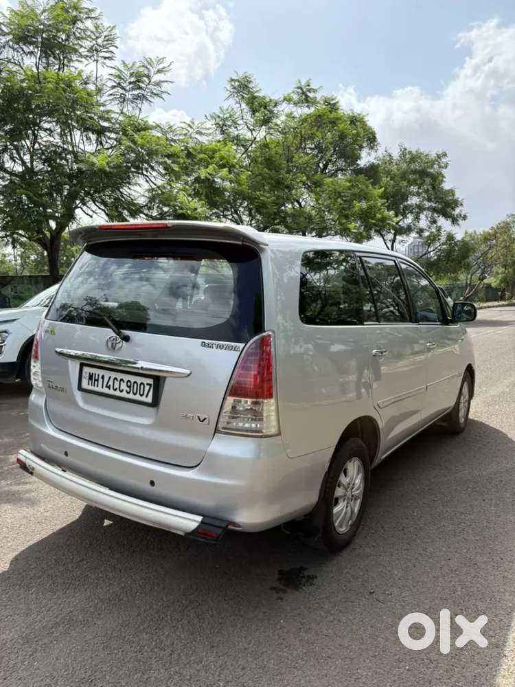Toyota Innova 2.5 Vx 7 Seater Bs Iv, 2010, Diesel