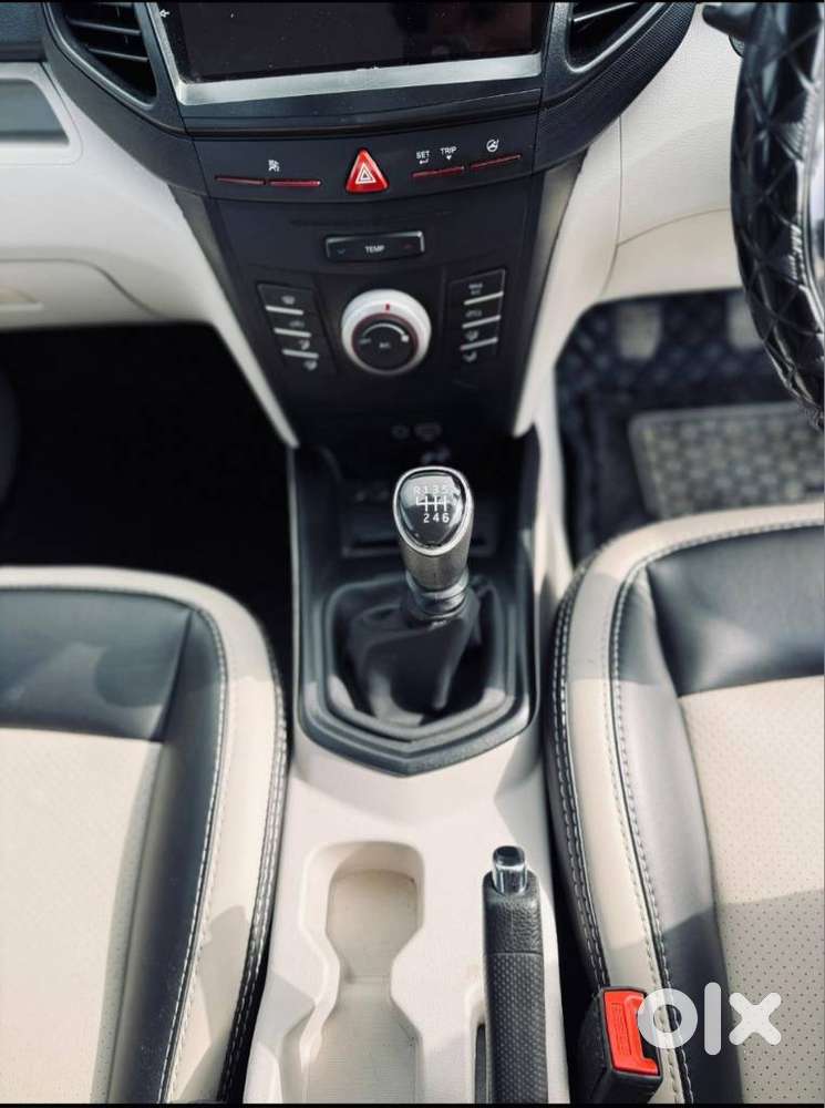 Mahindra Xuv300 W6 Diesel, 2023, Diesel
