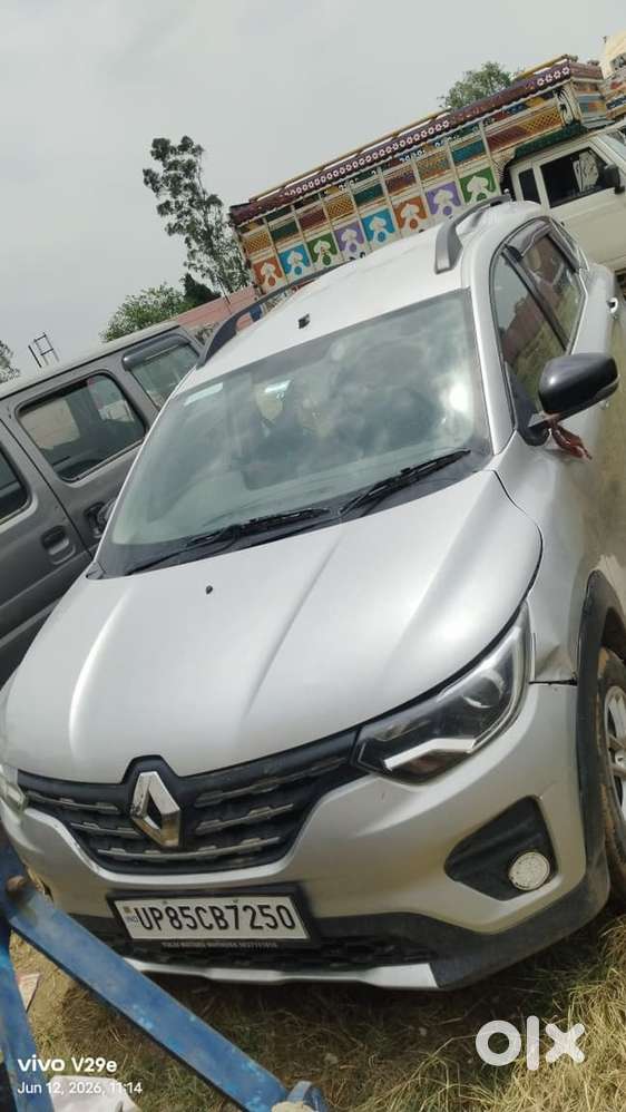 Renault Triber Petrol 2022