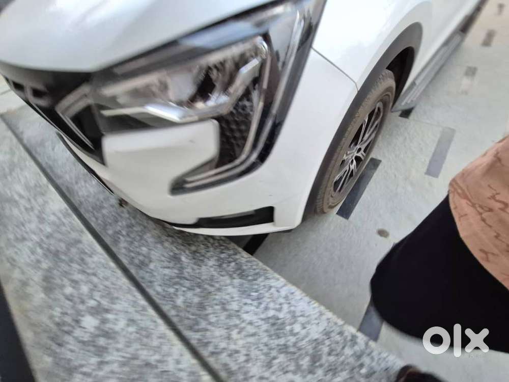 Mahindra Xuv700 2025 Diesel 10000 Km Driven