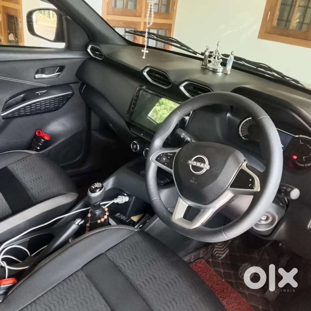Nissan Magnite 2025 Petrol Well Maintained