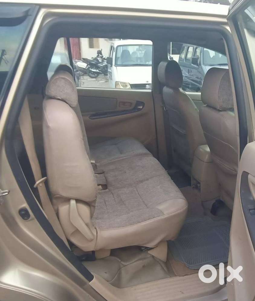 Toyota Innova 2.5 G (diesel) 8 Seater, 2007, Diesel