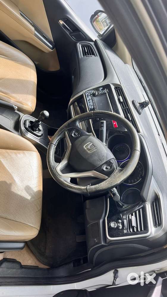Full Option With Sunroof