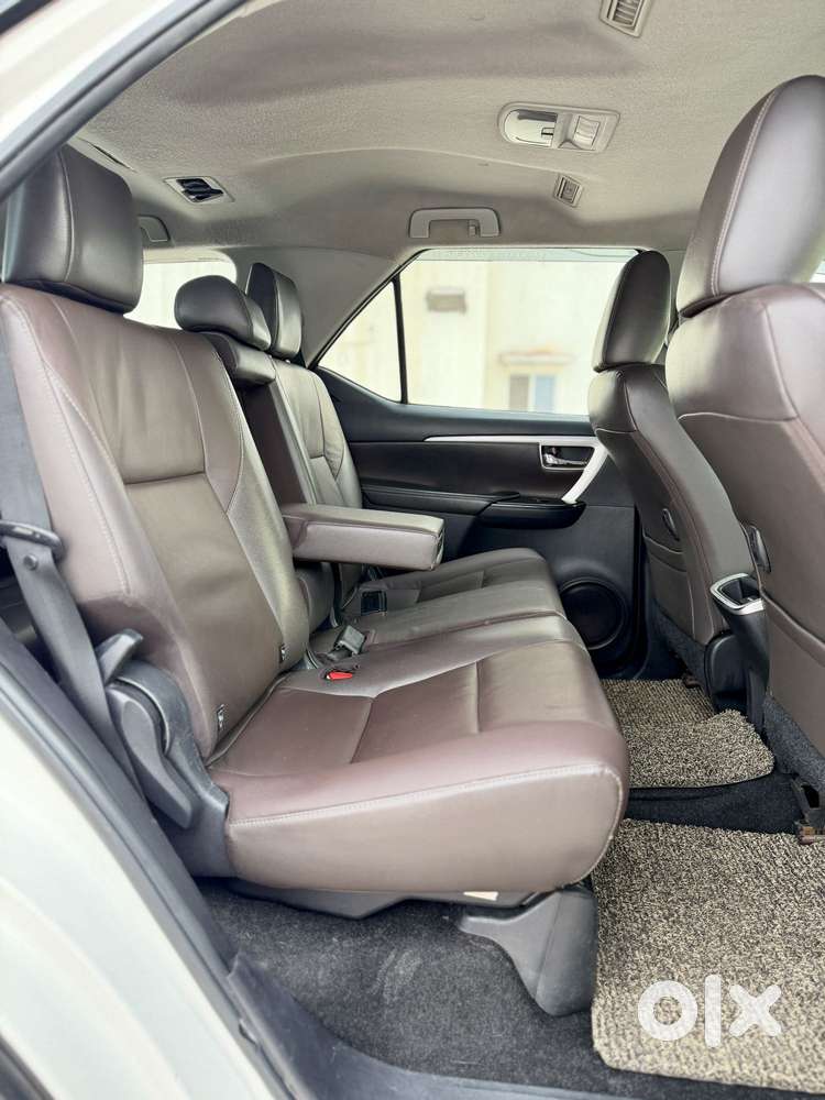 Toyota Fortuner 4x2 At 2.8 Diesel, 2019, Diesel
