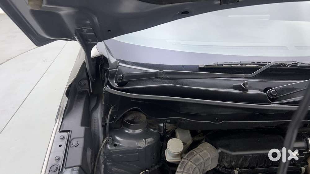 Maruti Suzuki Xl6 1.5 Zeta Mt, 2022, Petrol