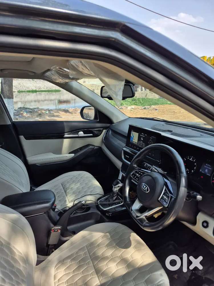 Kia Seltos Petrol Automatic With Sunroof