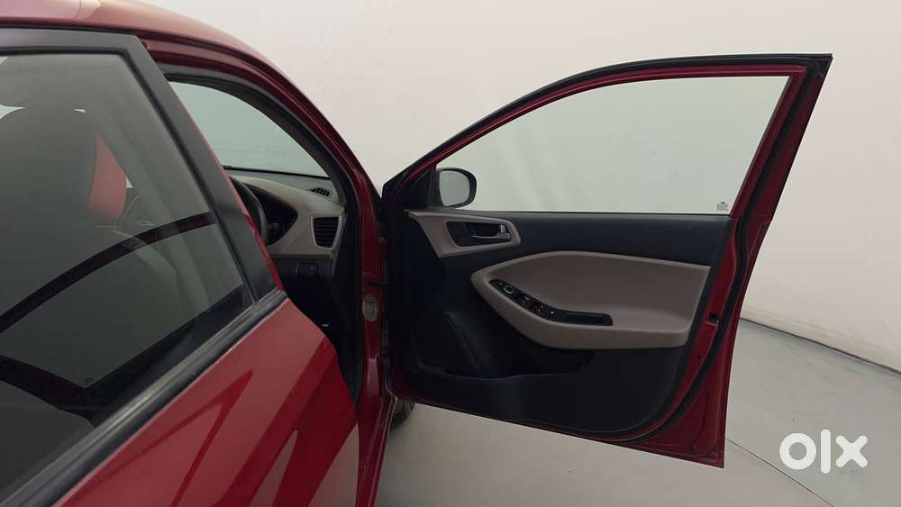 Hyundai Elite I20 [ ] 1.2 Sportz, 2015, Petrol