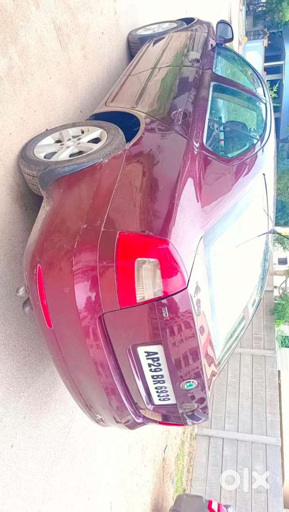 Skoda Laura 2.0 Elegance Tdi Cr, 2012, Diesel