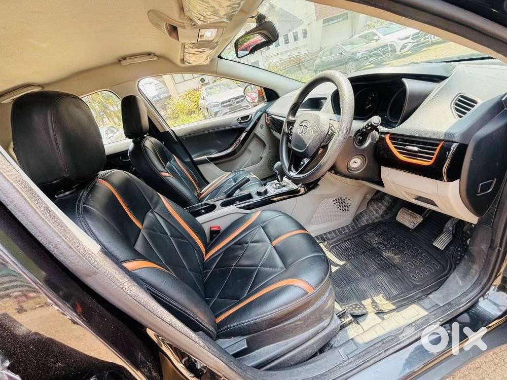 Tata Nexon Kraz Plus Amt, 2019, Petrol