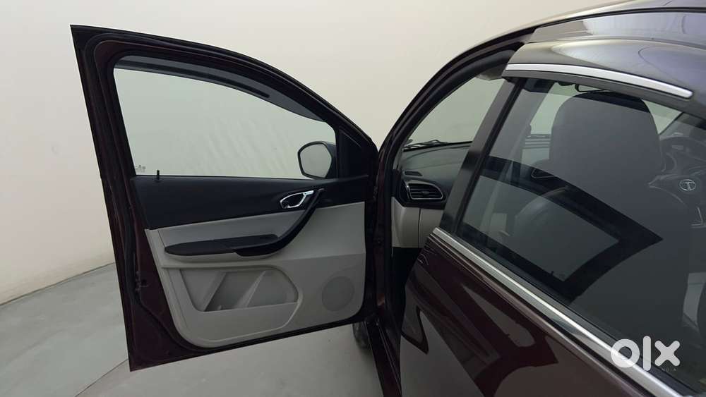 Tata Tigor Xza Plus, 2022, Petrol