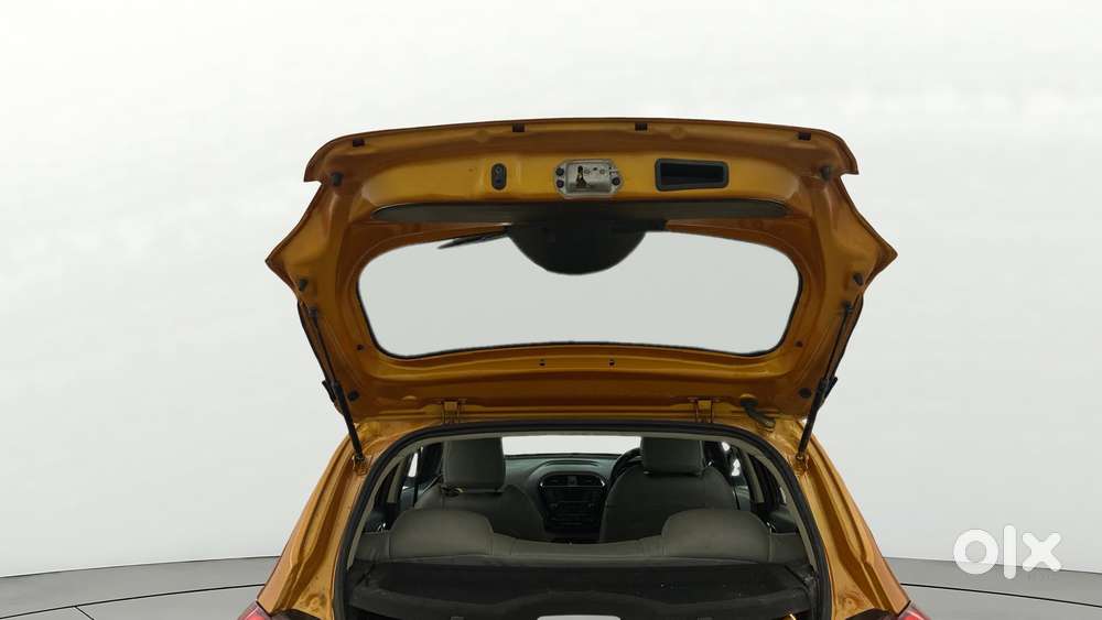 Tata Tiago 1.2 Revotron Xza, 2017, Petrol