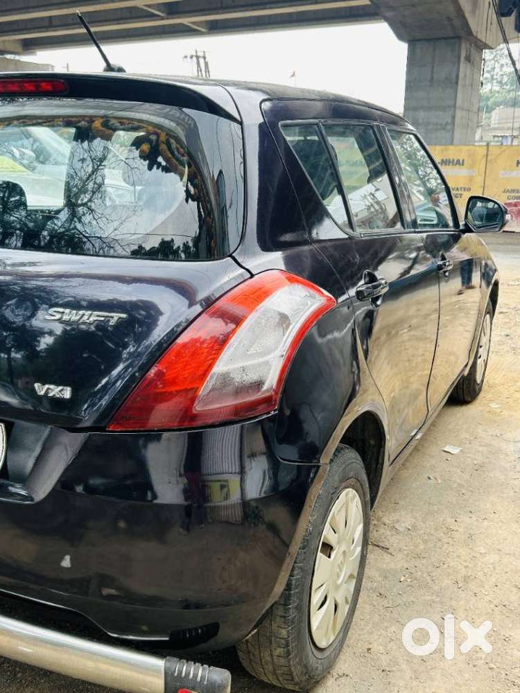 Maruti Suzuki Swift Vxi + Manual, 2016, Petrol