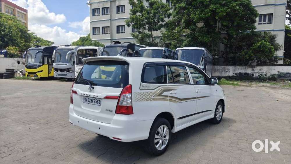 Toyota Innova 2.5 Gx 7 Str Bs-iii, 2015, Diesel
