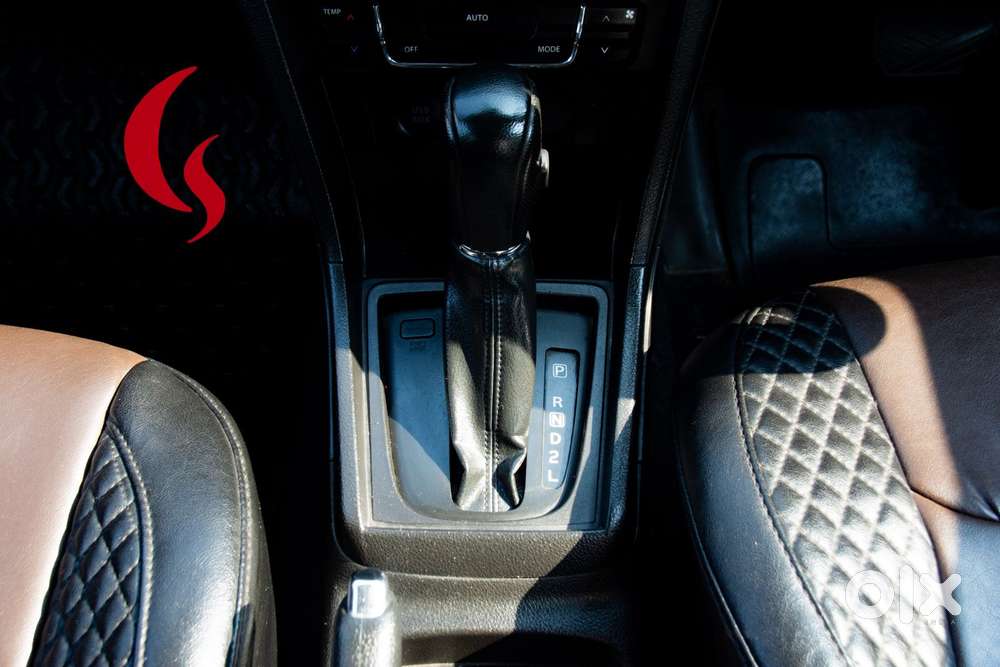 Toyota Urban Cruiser 1.5 Premium Grade Dual Tone At, 2020, Petrol