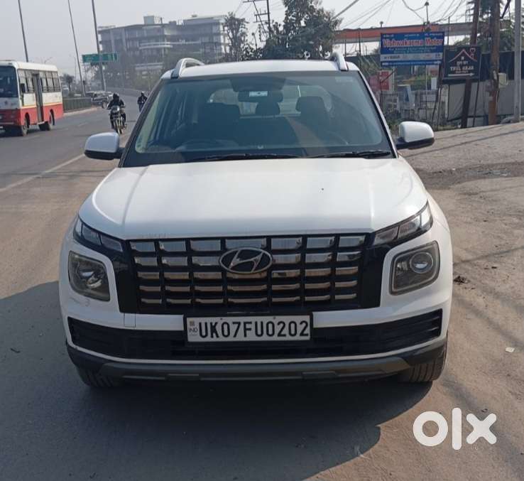 Hyundai Venue 1.0 S (o) Turbo Dct, 2024, Petrol