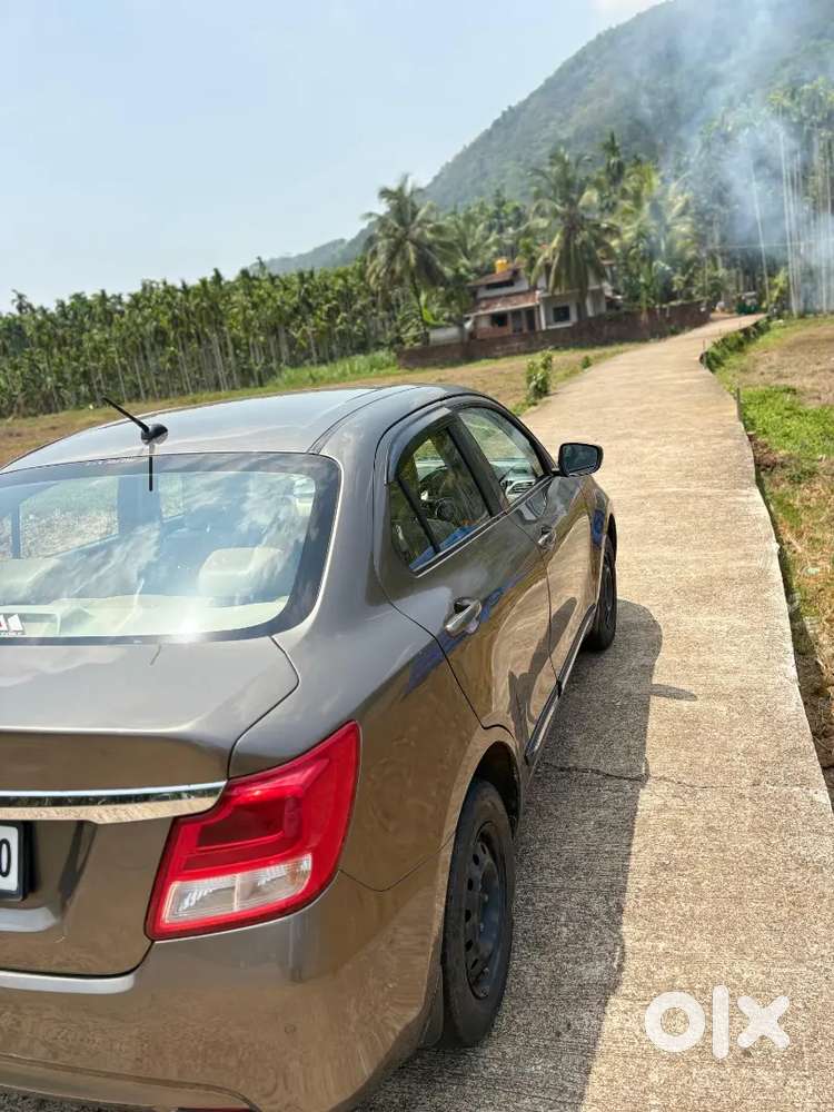 Maruti Suzuki Swift Dzire 2021 Petrol 135000 Km Driven