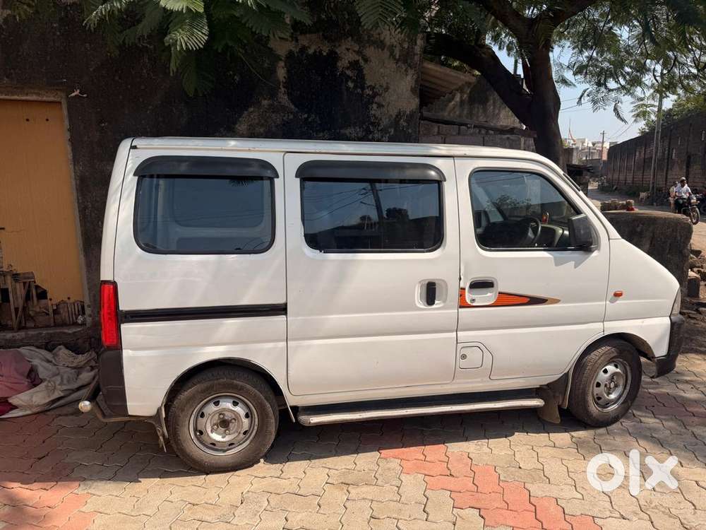Maruti Suzuki Eeco 2017