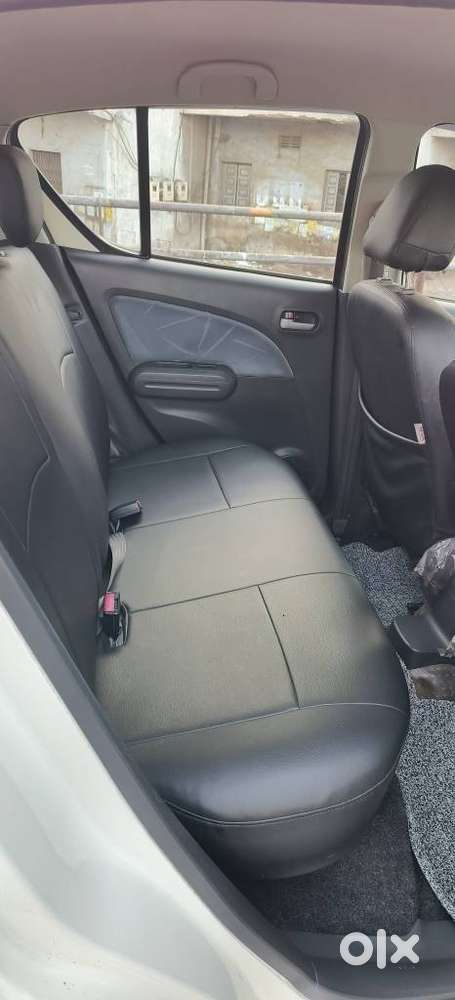 Maruti Suzuki Ritz Vxi, 2011, Petrol