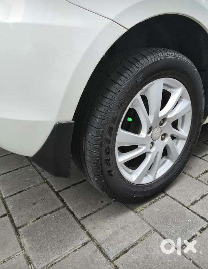 Maruti      Suzuki      Swift    2014    Zdi     Plus