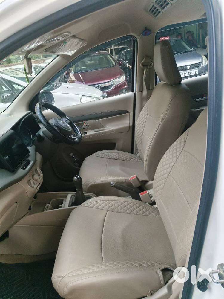 Maruti Suzuki Ertiga 1.5 Vxi, 2024, Petrol