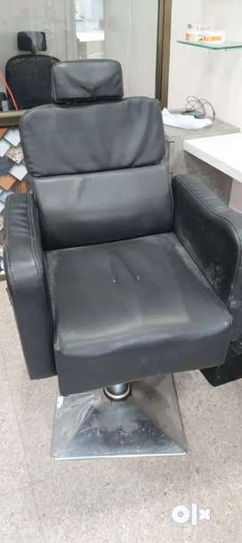 Tattoo chair online olx