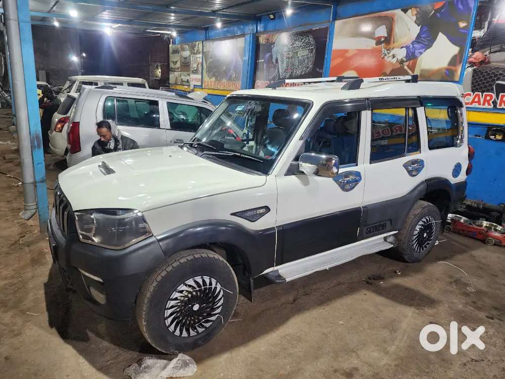 Mahindra Scorpio 2018 Diesel 260000 Km Driven