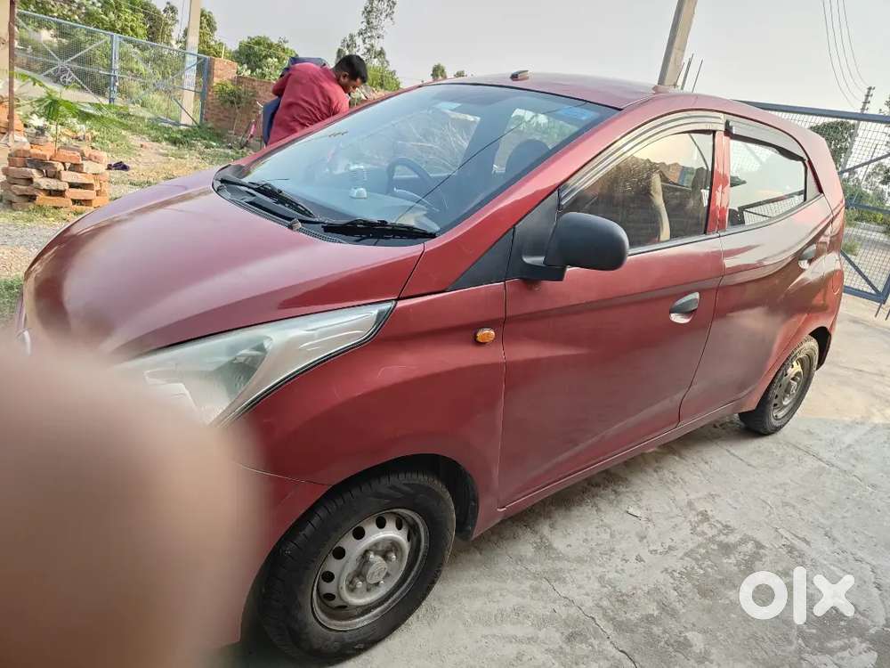 Hyundai Eon 2015 Petrol 67000 Km Driven With Touch Screen