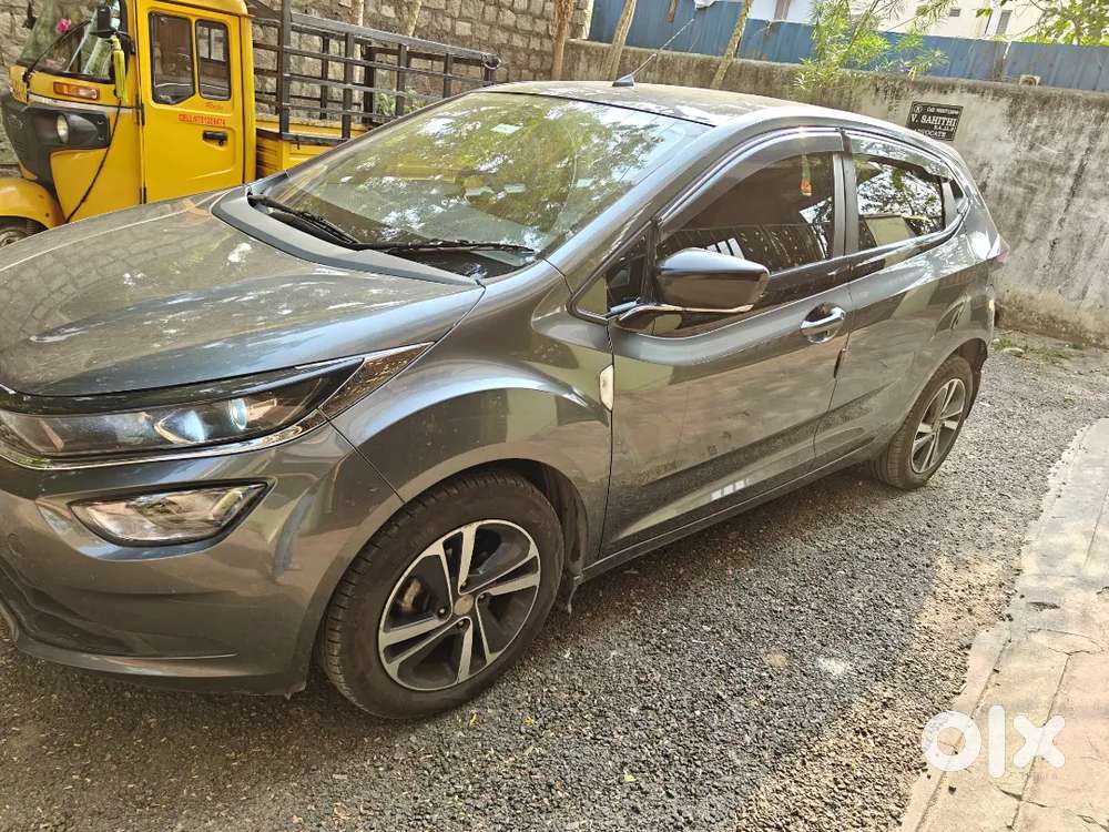 Altroz Diesel Xz Grey, Top End, 2023 Regd, Showroom Track,
