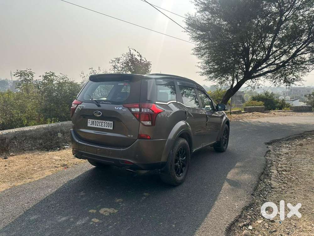 Mahindra Xuv500 2018 Diesel Well Maintained